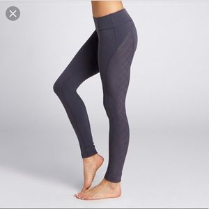 Beyond yoga leggings